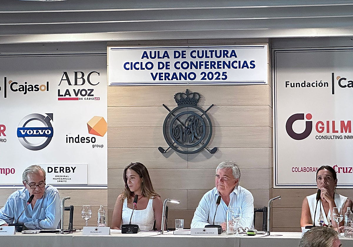 José Antonio del Cuvillo presenta su primera novela en el Aula de Cultura de Vistahermosa