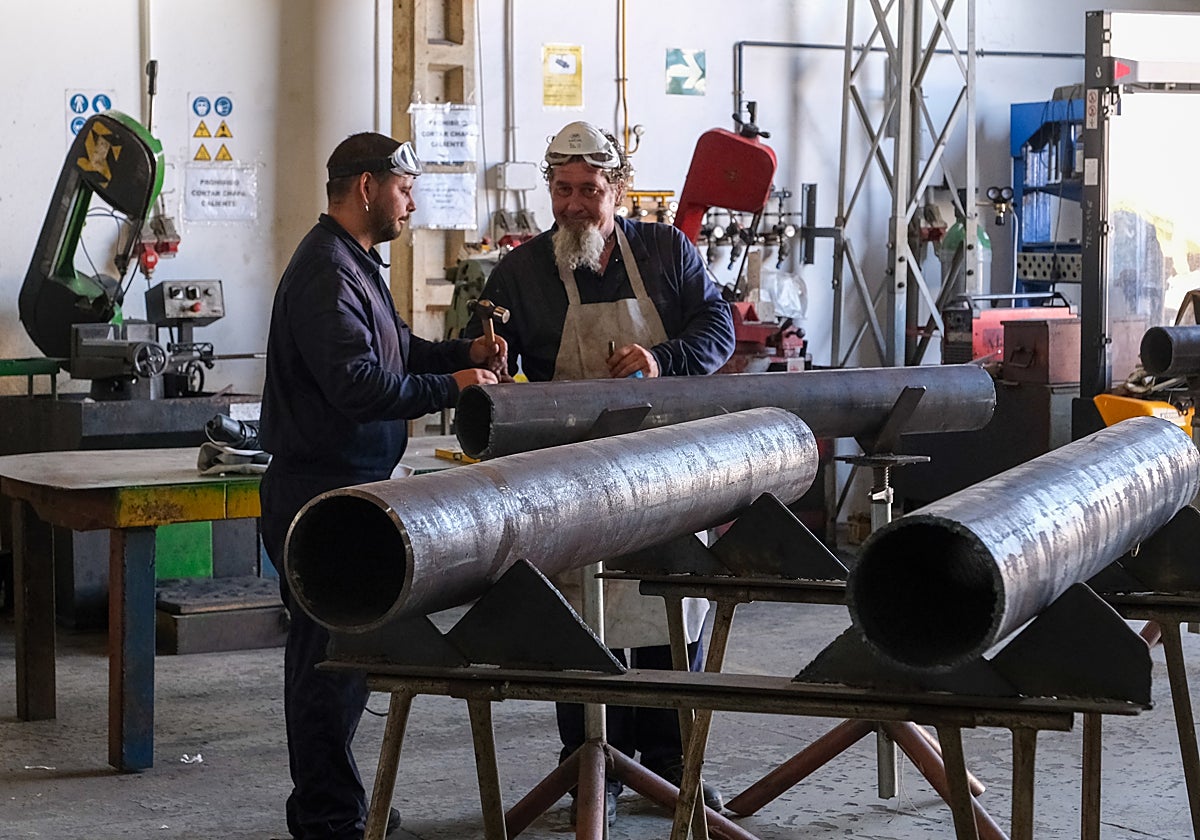 Los alumnos reciben nociones sobre nuevas tecnologías en soldadura