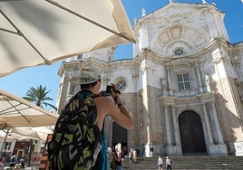 La ocupación media en la provincia de Cádiz en la segunda quincena de agosto será del 86%