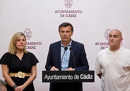 El Ayuntamiento de Cádiz crea una brigada especial para el mantenimiento de los barrios