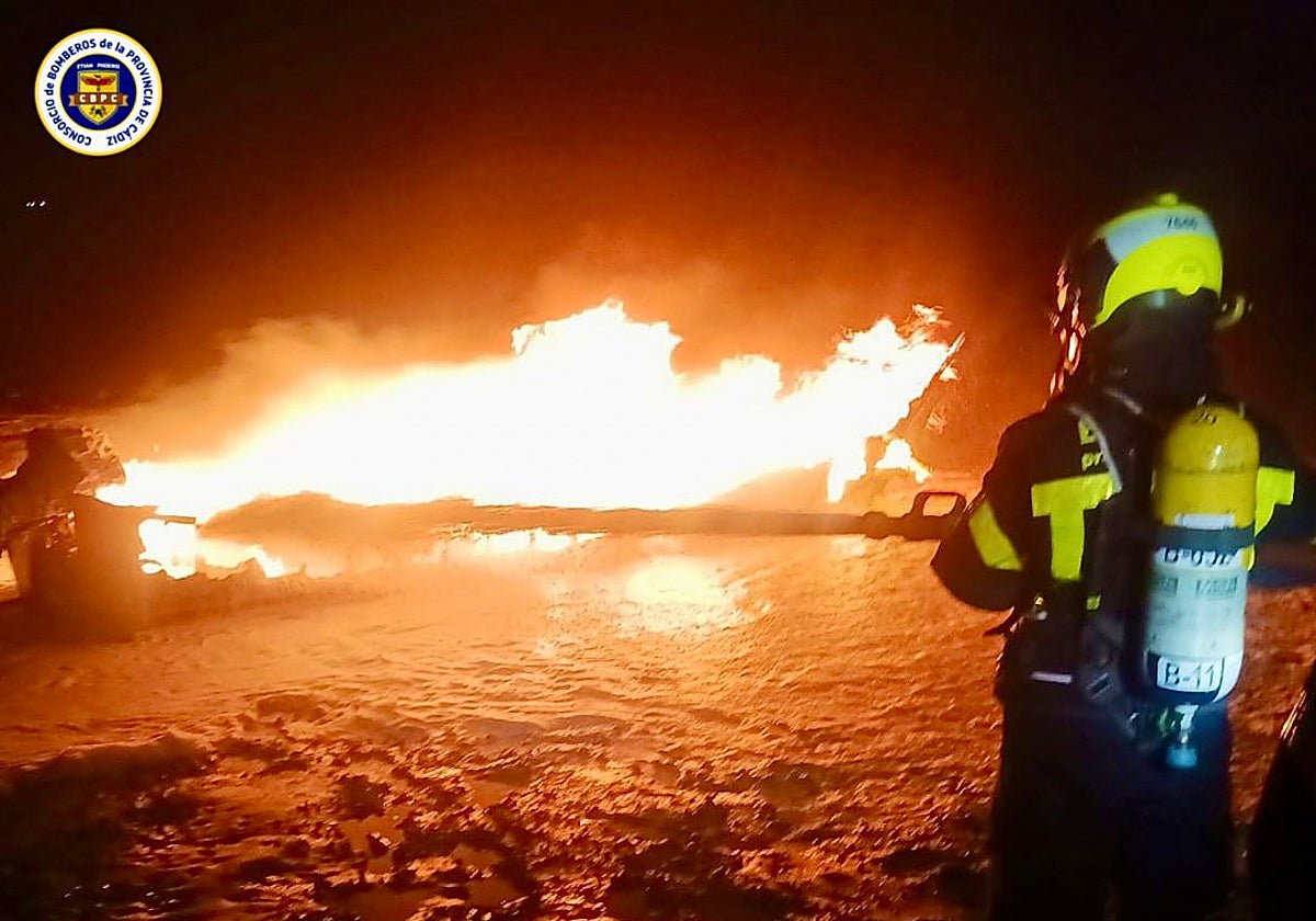Incendio en Puerto Real.