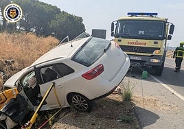 Un hombre de 76 años resulta herido tras salirse de la vía en la A-2001 en El Puerto