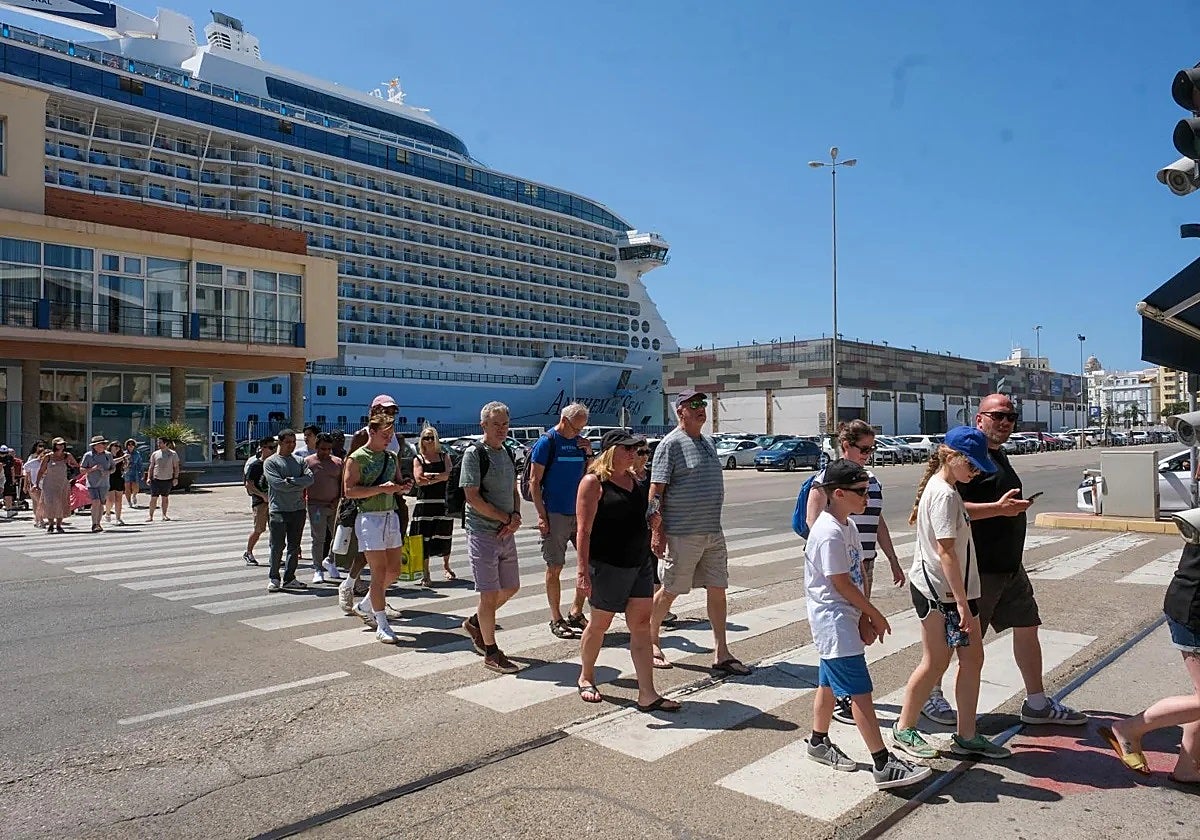 Cádiz se llenará hoy de cruceristas