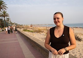 La 'guiri' con acento andaluz que triunfa en redes y se empapa de Cádiz: «Siento mucho respeto por la cultura local»