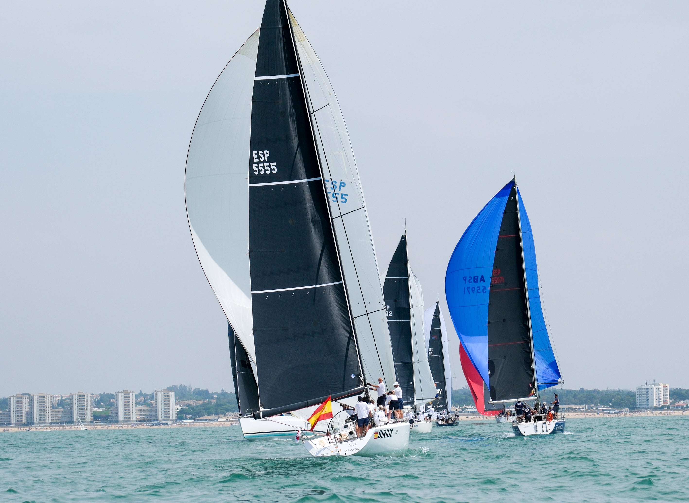 FOTOS: El Brujo de Federico Linares, campeón absoluto de la LIV Semana Náutica de El Puerto
