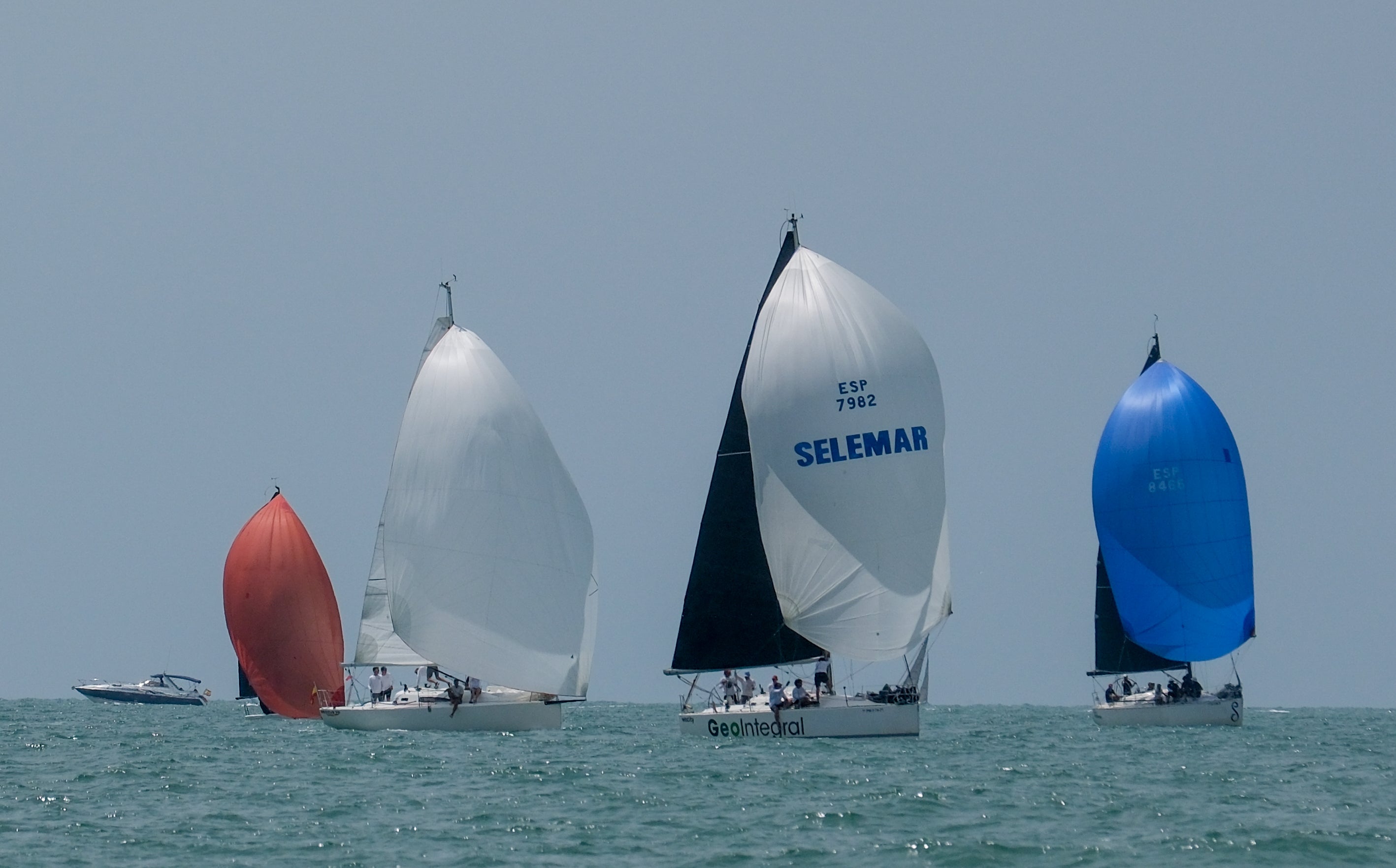 FOTOS: El Brujo de Federico Linares, campeón absoluto de la LIV Semana Náutica de El Puerto