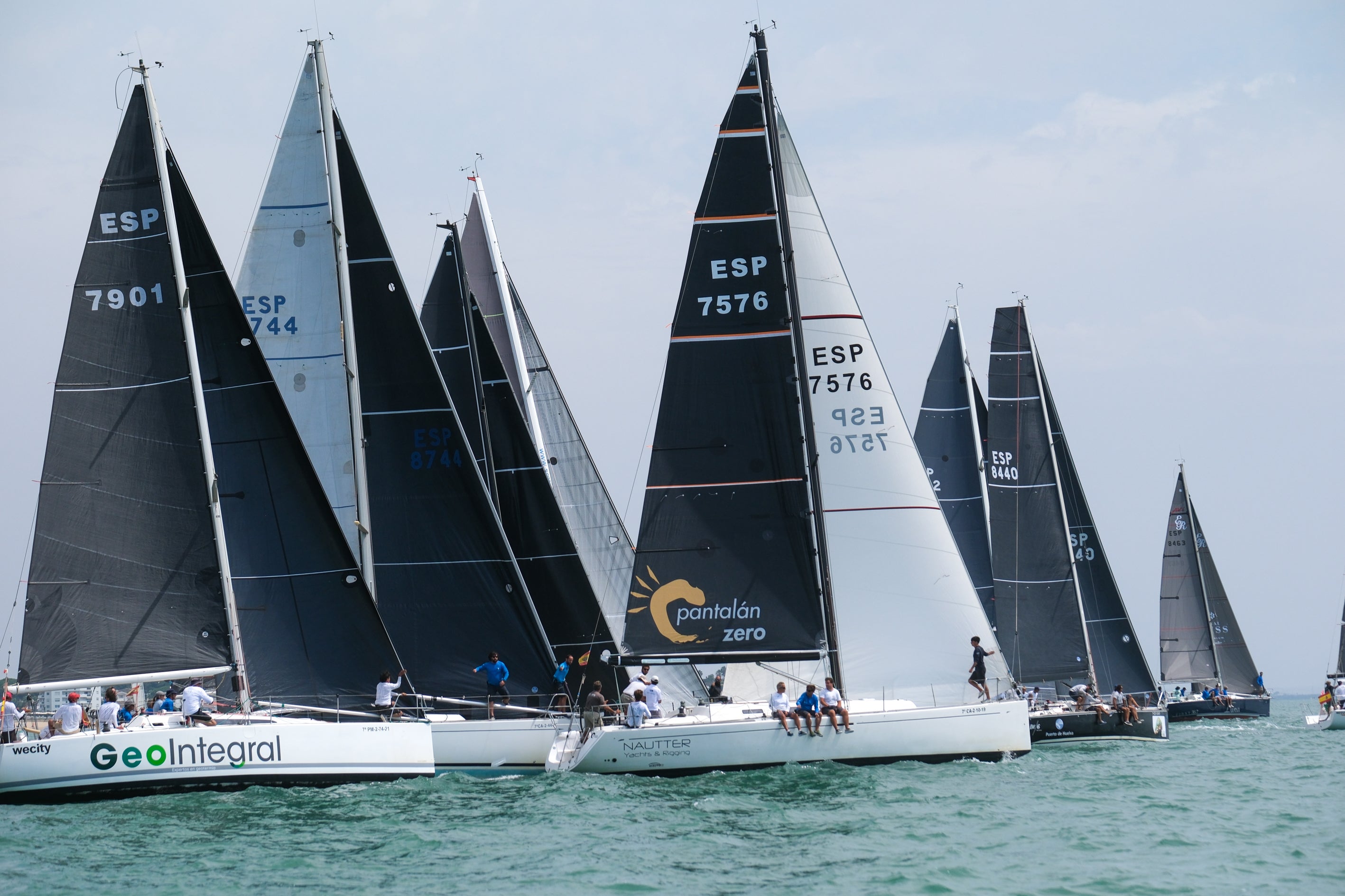 FOTOS: El Brujo de Federico Linares, campeón absoluto de la LIV Semana Náutica de El Puerto