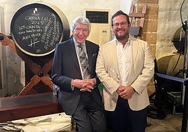 Manuel Alejandro toma posesión en la Academia de Bellas Artes Santa Cecilia de El Puerto