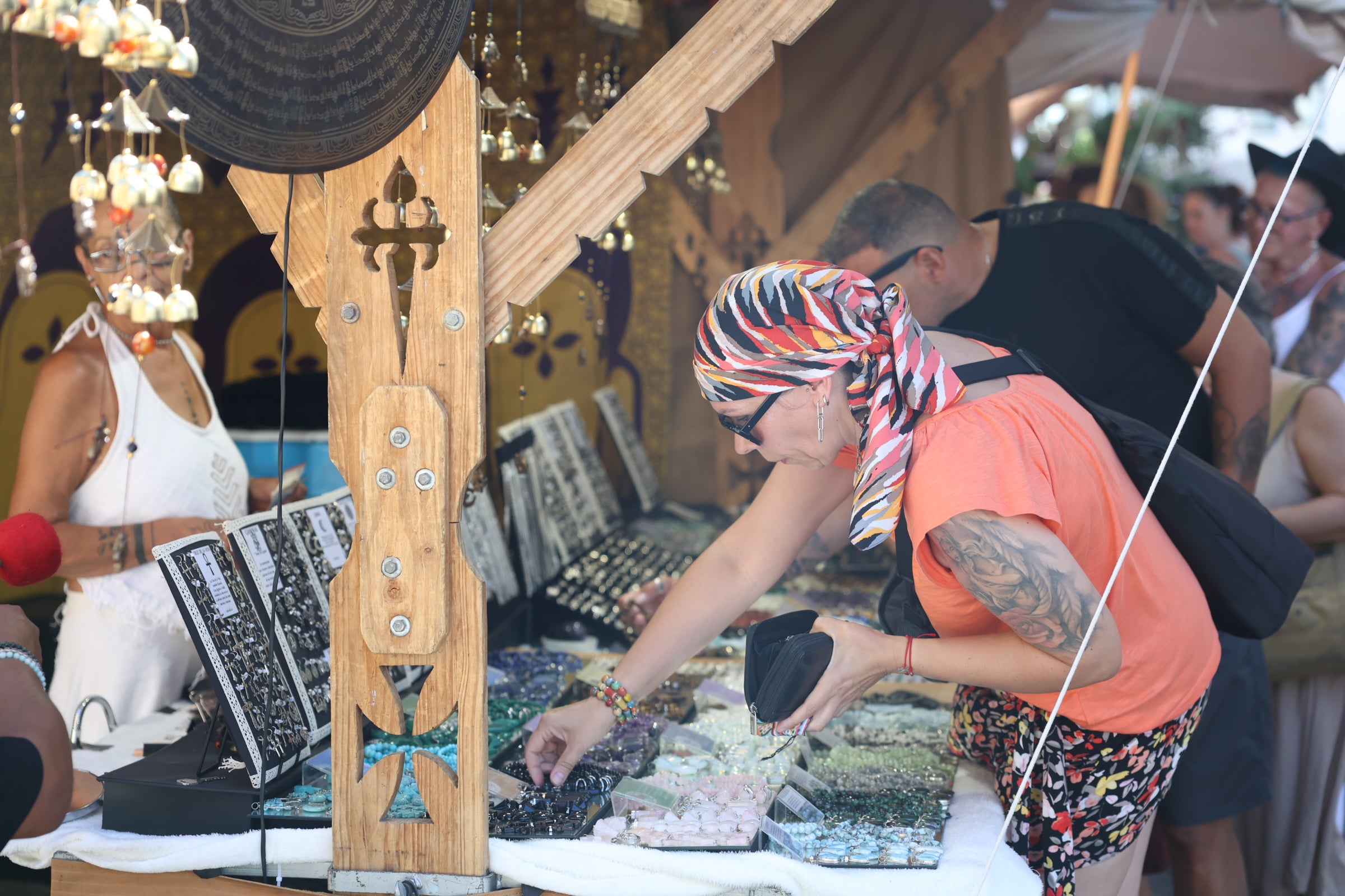 Gran ambiente en la segunda jornada del Mercado Andalusí en Cádiz