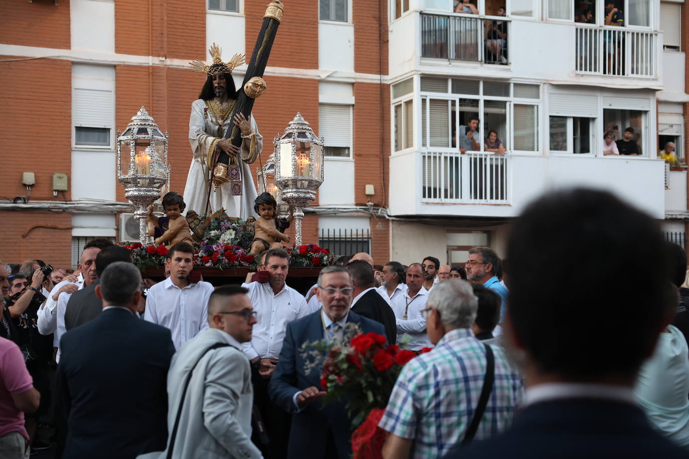 Fotos: Jesús Nazareno peregrina hacia la la Parroquia Nuestra Señora de Loreto