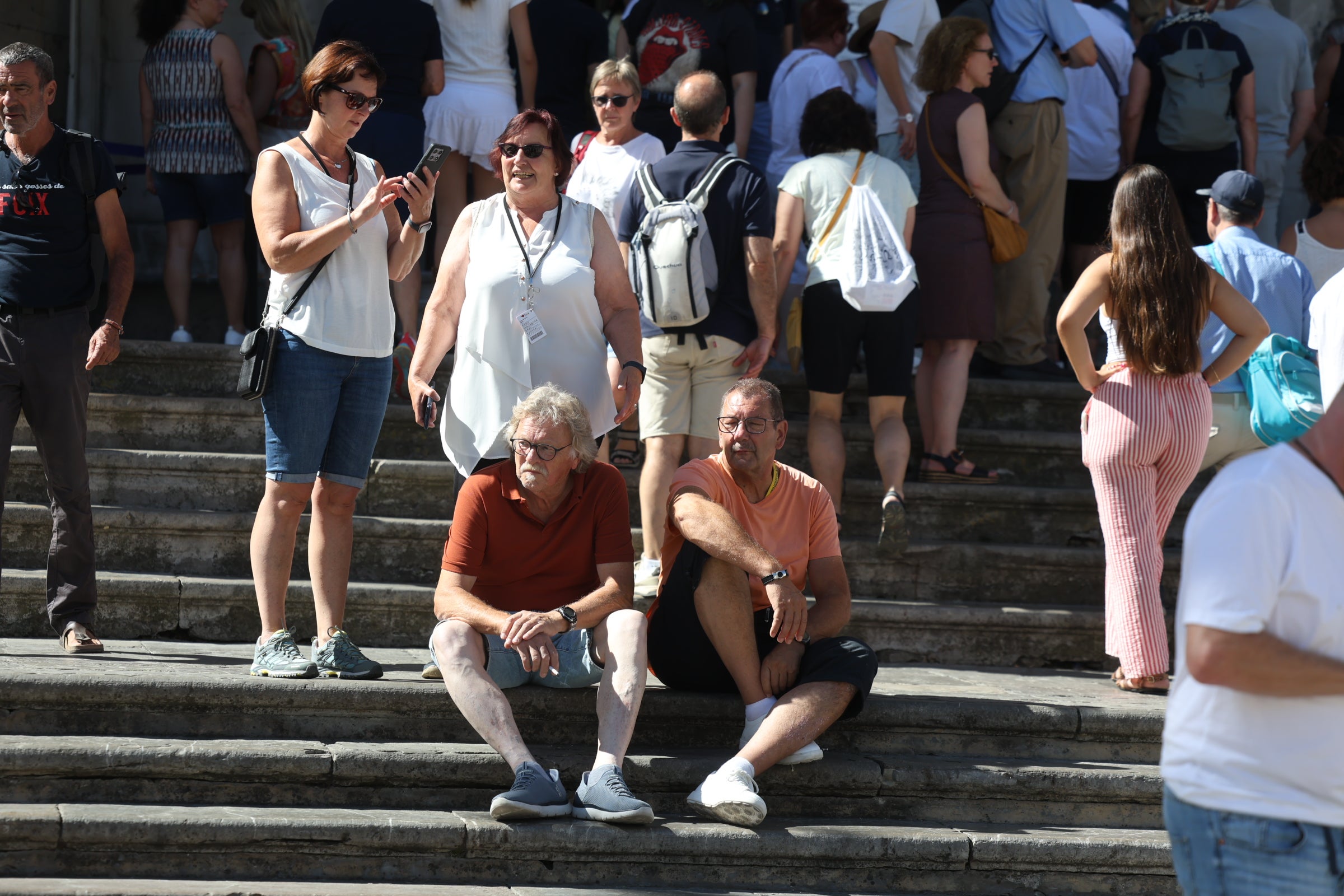 El &#039;Sky Princess&#039;, el &#039;Aida Stella&#039; y el &#039;Norwegian Sky&#039; convierten al puerto de Cádiz en un hervidero de turistas