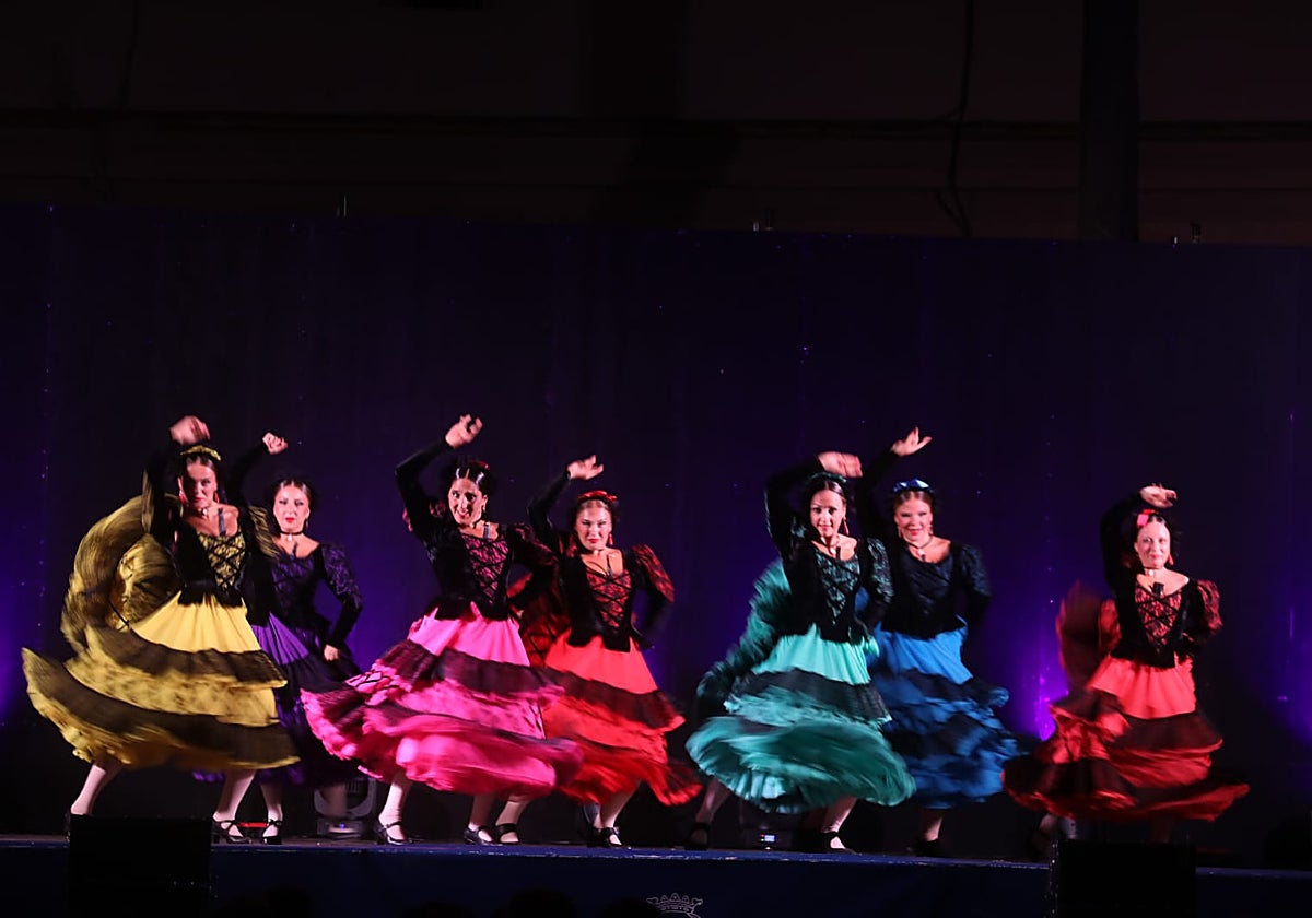Fotos: Despedida del Festival de Folklore en el Baluarte de la Candelaria de Cádiz