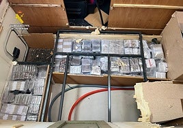 Dos arrestados en el puerto de Algeciras con 160 kilos de hachís camuflados en una autocaravana