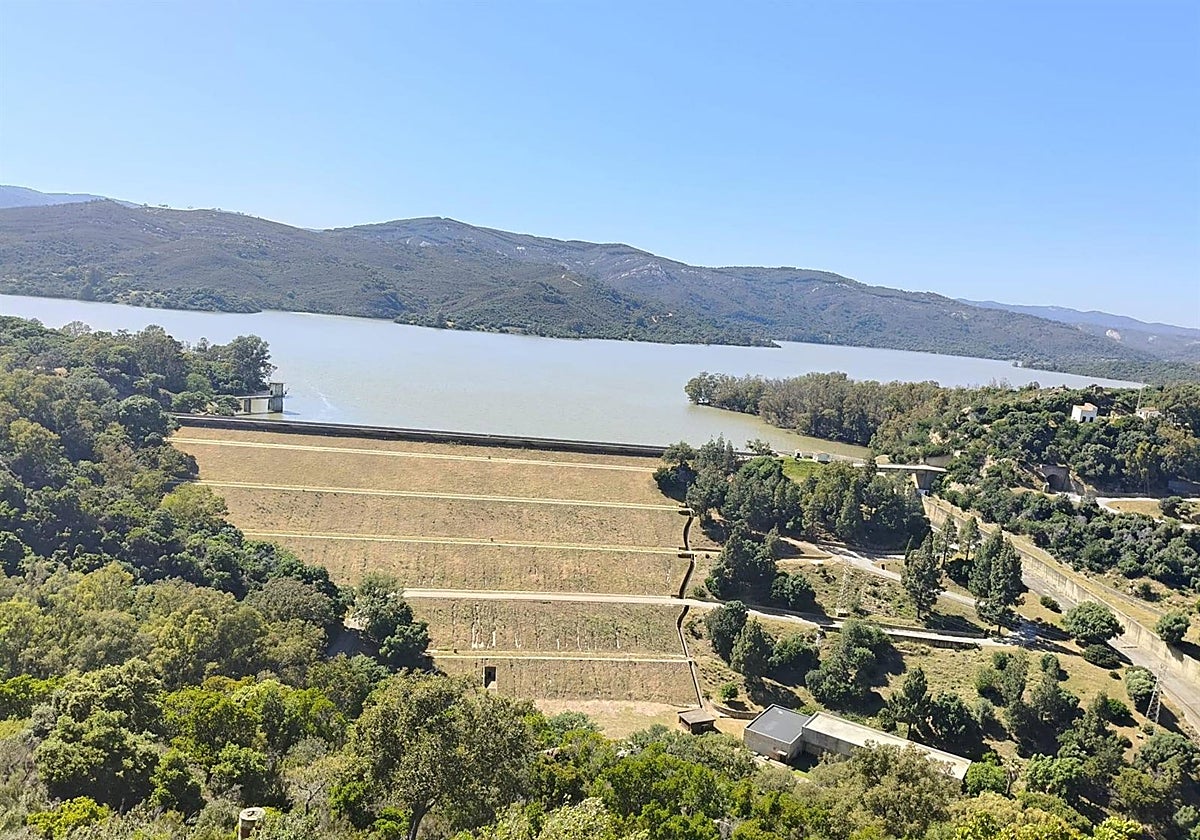 Pantano de Guadarranque en Castellar