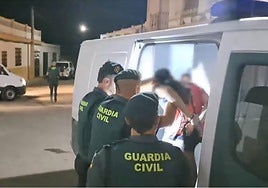 Secuestran y torturan durante tres días a un joven en Puerto Serrano por la pérdida de un alijo de drogas