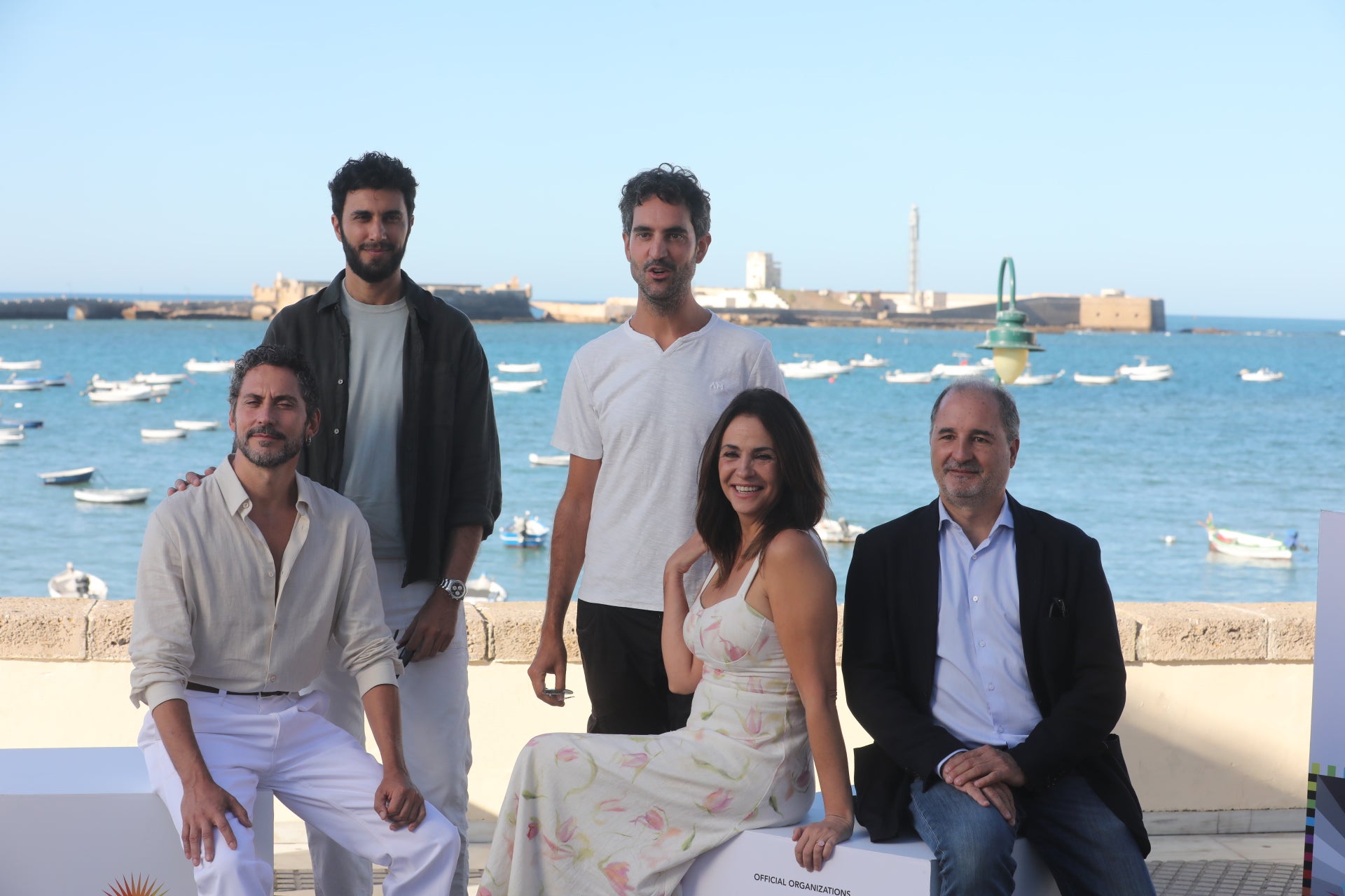 Paco León centra la expectación en La Caleta