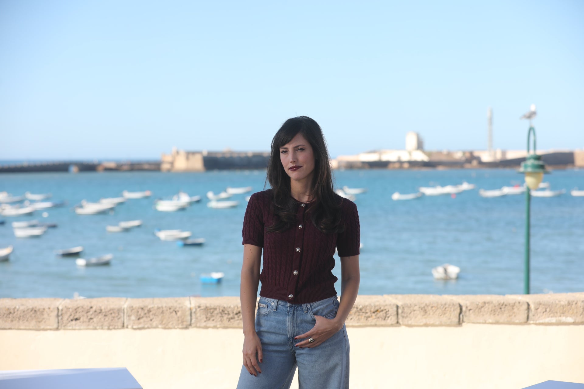 Paco León centra la expectación en La Caleta