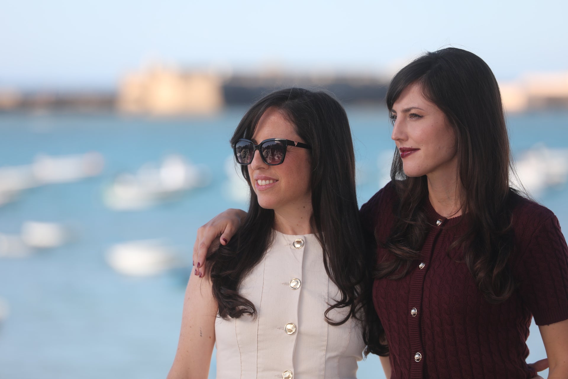 Paco León centra la expectación en La Caleta