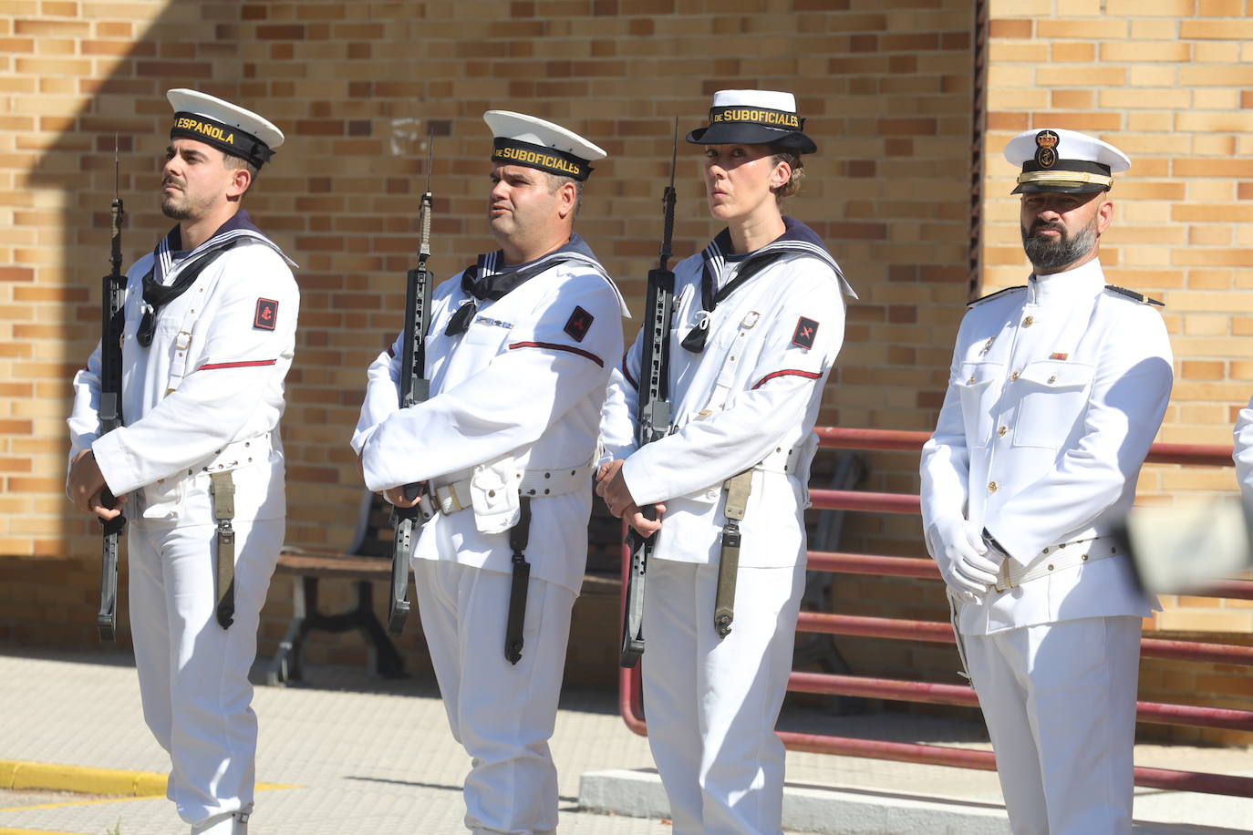 Fotos: Margarita Robles inaugura el curso académico en la Escuela de Suboficiales de la Armada en San Fernando