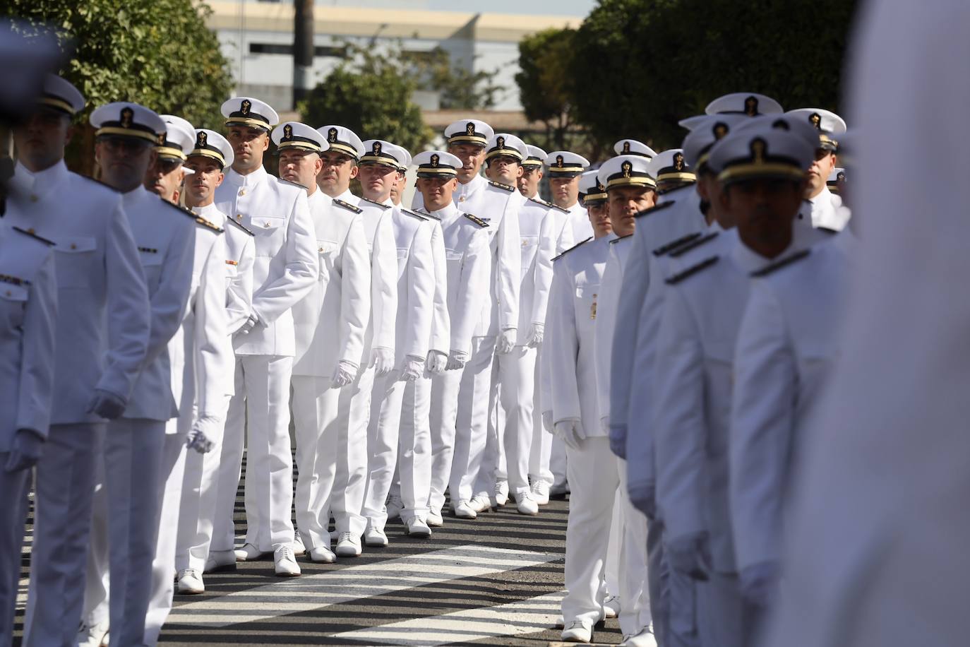 Fotos: Margarita Robles inaugura el curso académico en la Escuela de Suboficiales de la Armada en San Fernando