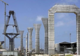 La construcción de un símbolo: Las imágenes de las obras del puente de la Constitución de 1812 de Cádiz