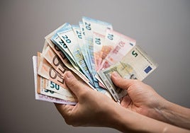 Así puedes solicitar la nueva ayuda de 1.500 euros de la Seguridad Social para los nacidos entre 1962 y 2002