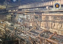 Arde parte de la línea de decapado de la fábrica de Acerinox de Los Barrios