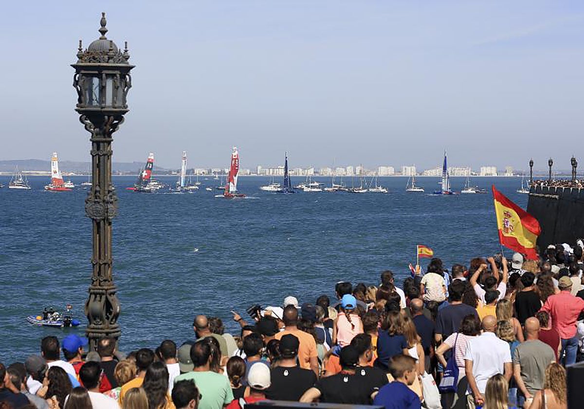 Guía por día de conciertos, flamenco, Carnaval y otras actividades que habrá en Cádiz con motivo de la Sail GP 2025 toda la semana