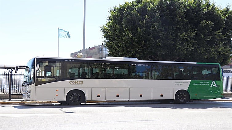 El Consorcio de Transportes intensifica sus rutas con los campus de Puerto Real, Jerez y Cádiz