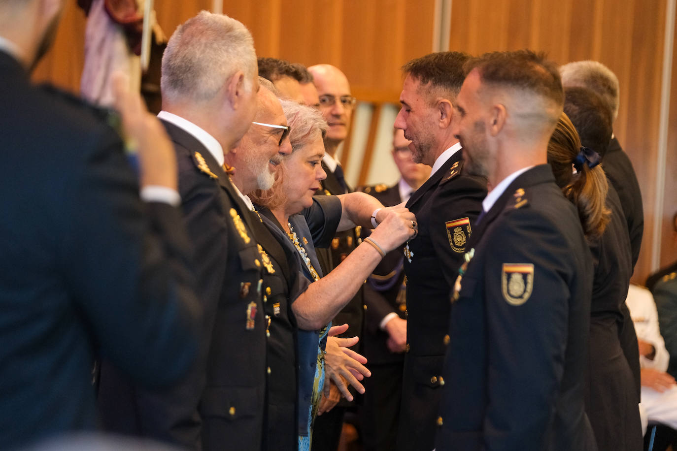 Fotos: Acto de la Policía Nacional con motivo de la fiesta de los Santos Ángeles Custodios en Cádiz