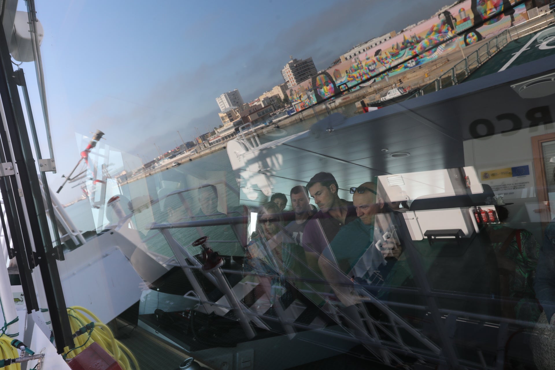 Fotos: Jornada de puertas abiertas en el &#039;Duque de Ahumada&#039; de la Guardia Civil en Cádiz