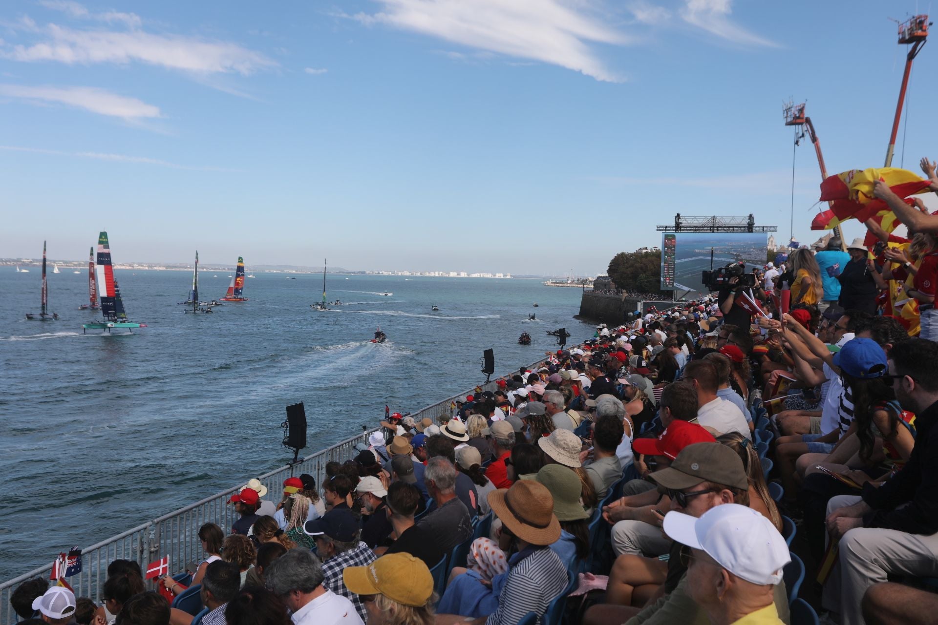 Fotos: Gran ambiente en el cierre de la SailGP 2025 en Cádiz