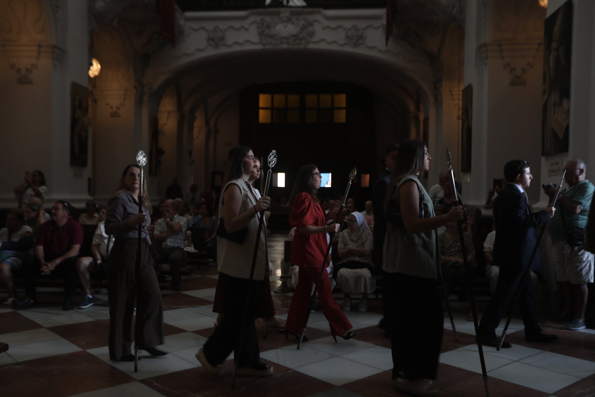 Fotos: Procesión de la Virgen del Rosario por las calles de Cádiz