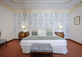 Así es el increíble hotel de cinco estrellas que acaba de abrir en la costa de Cádiz: se encuentra en un palacio del siglo XVIII