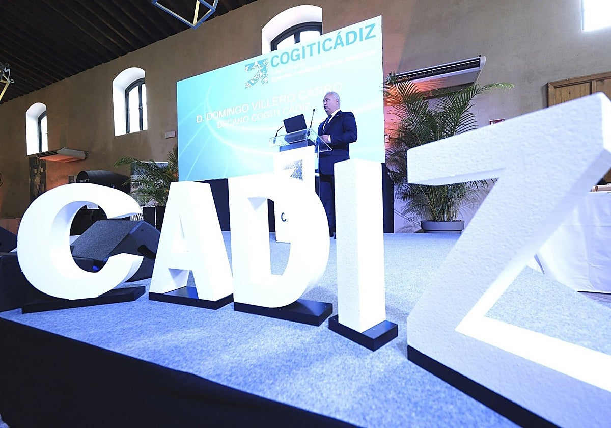 Colegio Oficial de Graduados e Ingenieros Técnicos Industriales reconoce a Airbus con el premio Ingenio Gaditano.