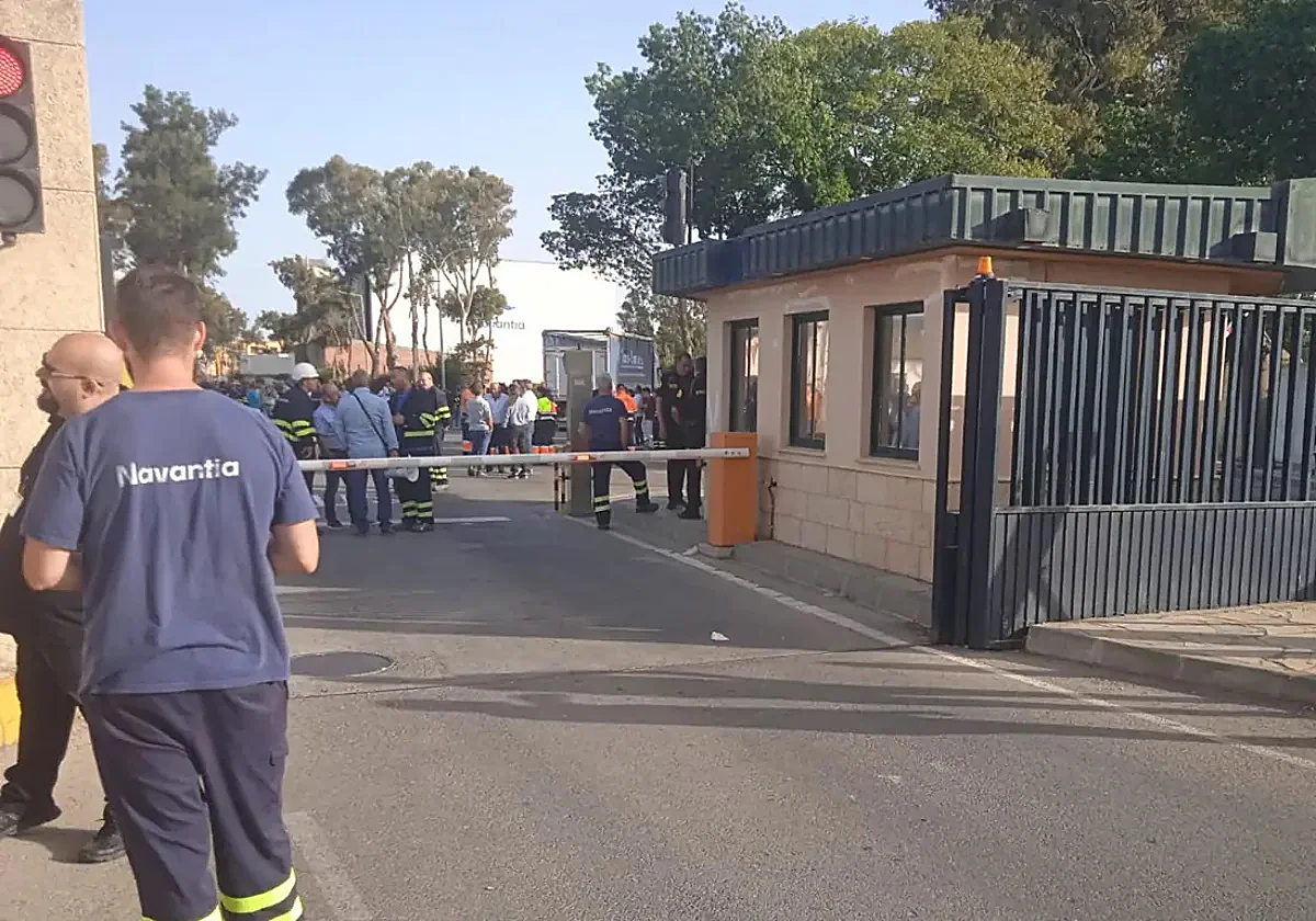 Acceso al astillero de San Fernando