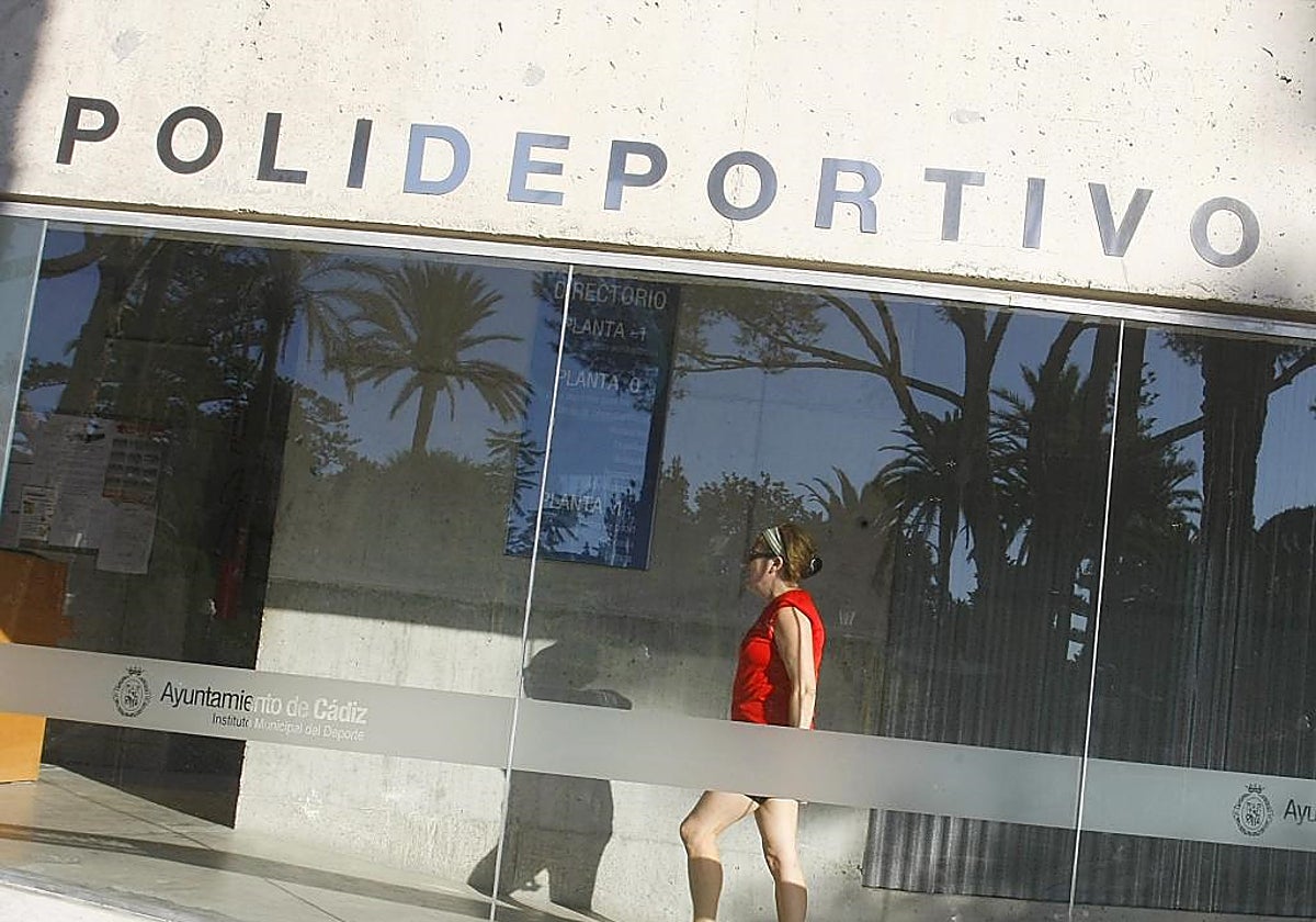 Cádiz da luz verde al proyecto de impermeabilización del pabellón del casco histórico