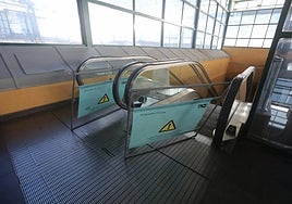 Abandono a las estaciones de Cercanías en la provincia de Cádiz: «Renfe me hizo sentir como una vieja»