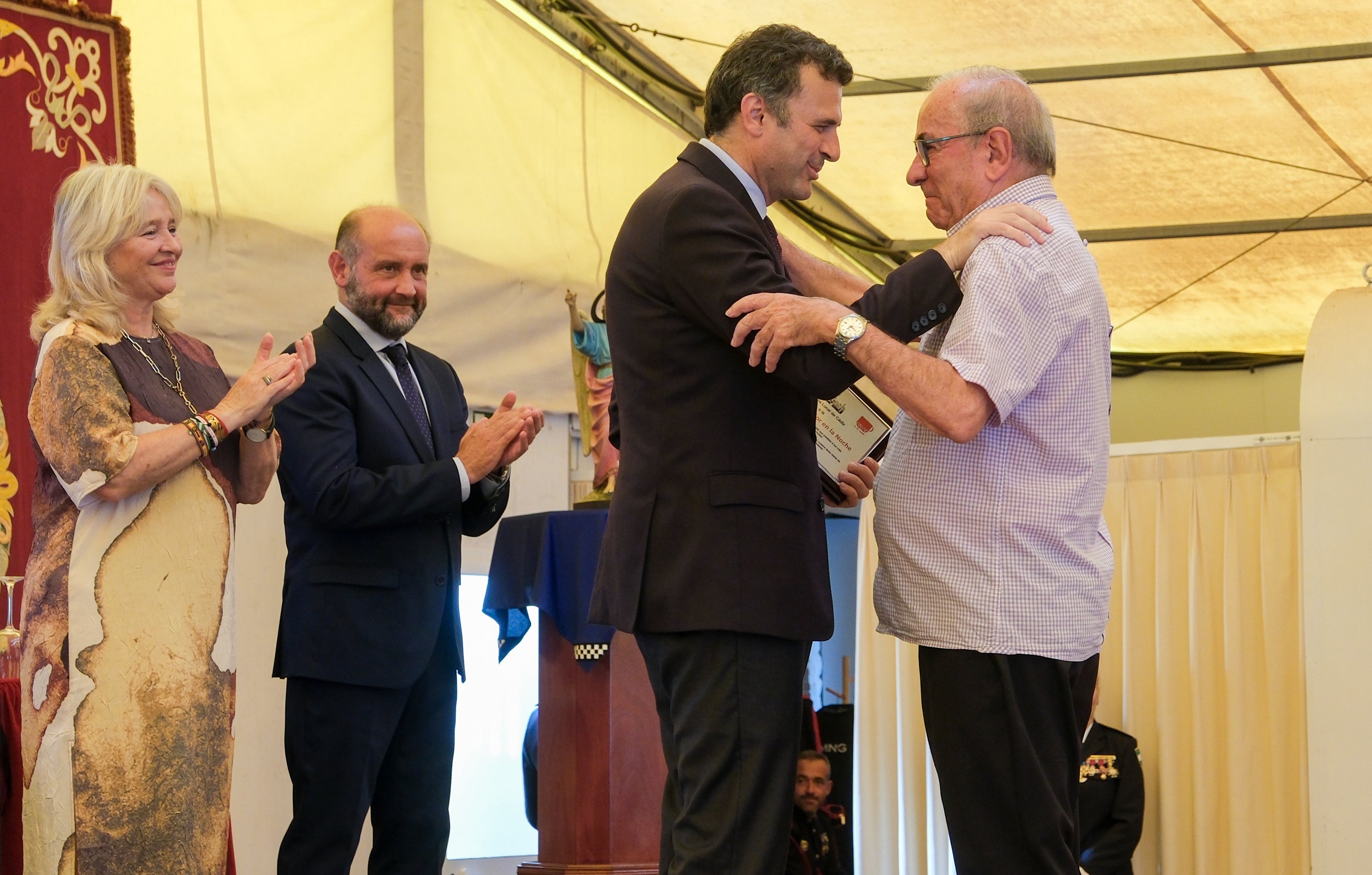 Honores al patrón de la Policía Local de Cádiz