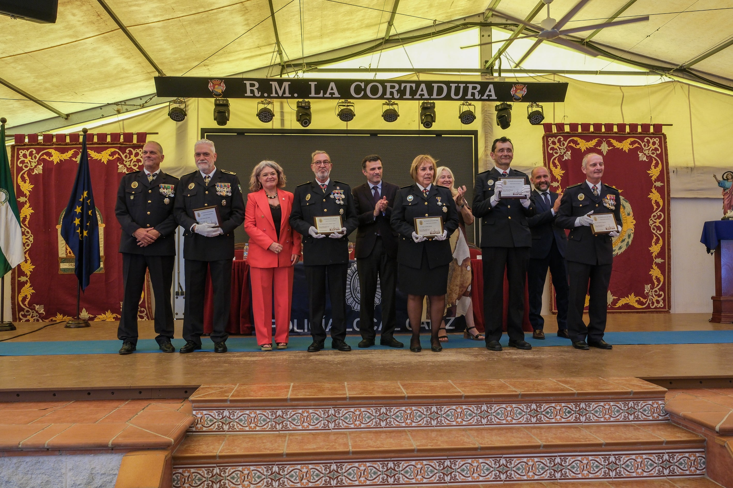 Honores al patrón de la Policía Local de Cádiz