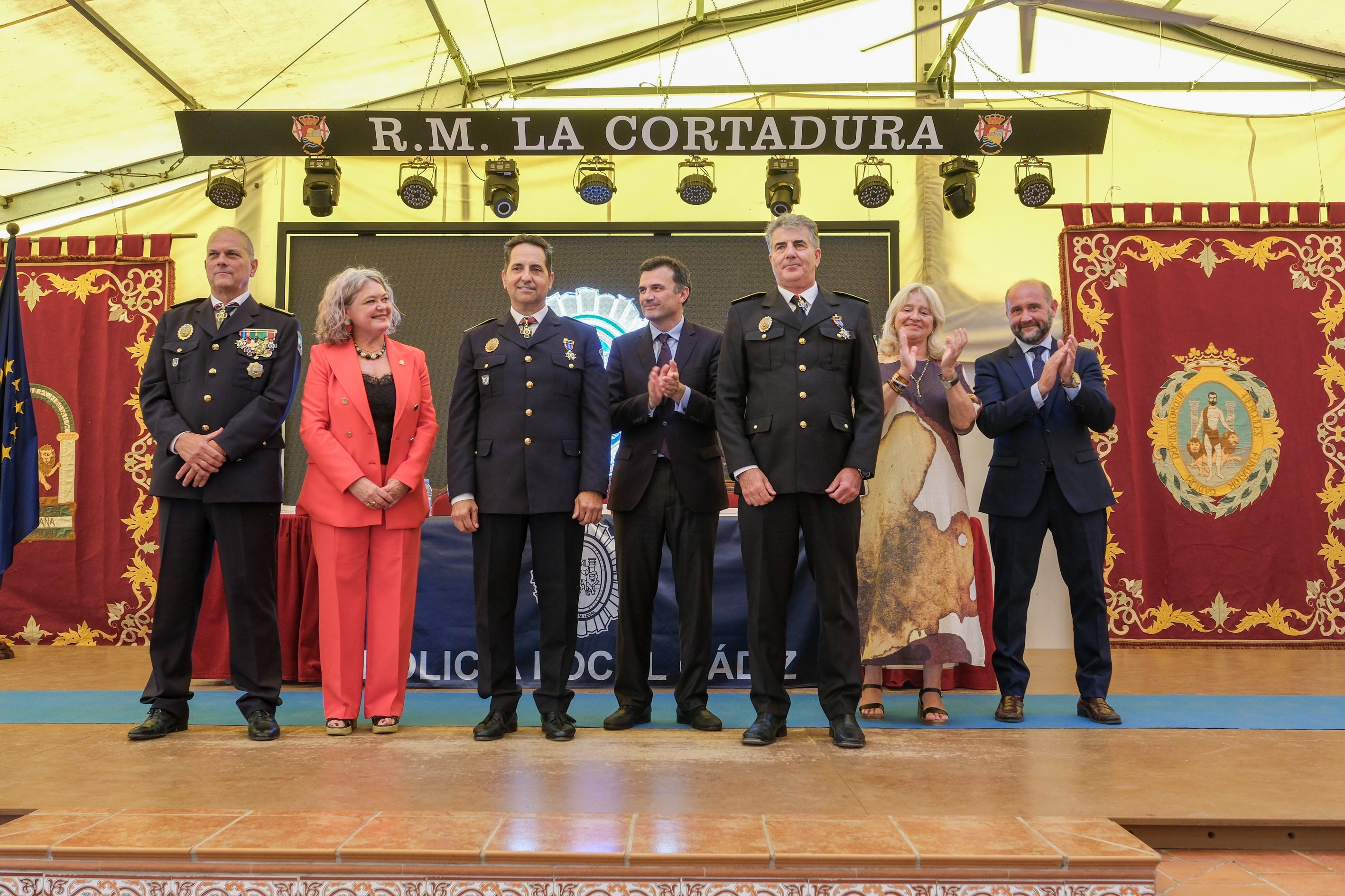 Honores al patrón de la Policía Local de Cádiz