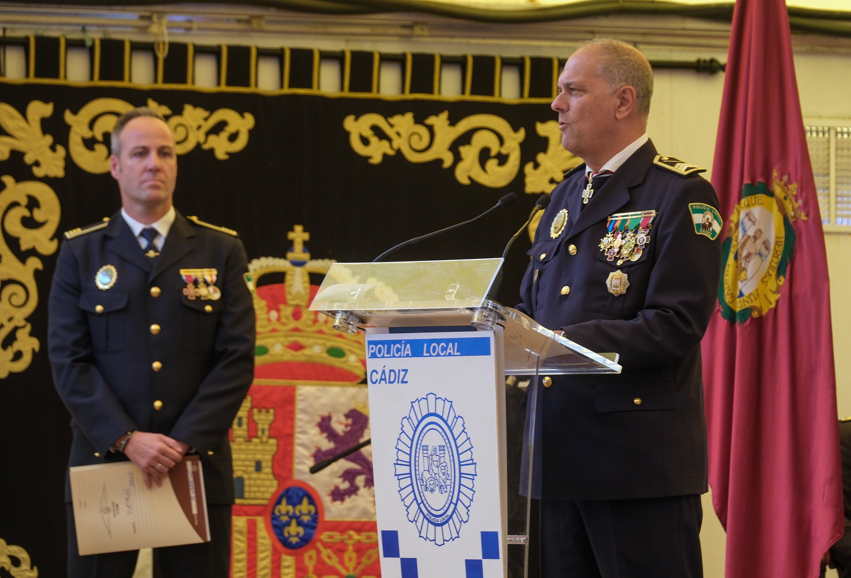 Honores al patrón de la Policía Local de Cádiz