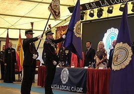 Honores al patrón de la Policía Local de Cádiz
