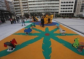 El Ayuntamiento de Cádiz licita el mantenimiento de las zonas de juegos infantiles
