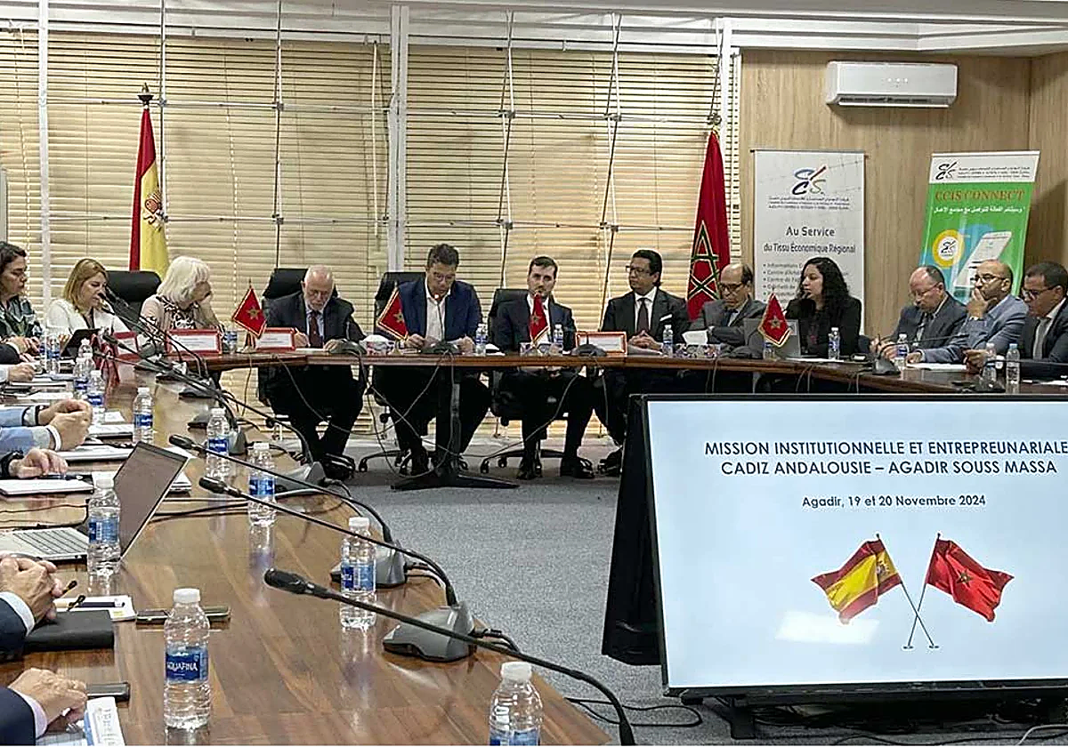 Reunión el pasado año en Agadir (Marruecos) entre la Autoridad Portuaria de la Bahía de Cádiz y empresarios del país vecino