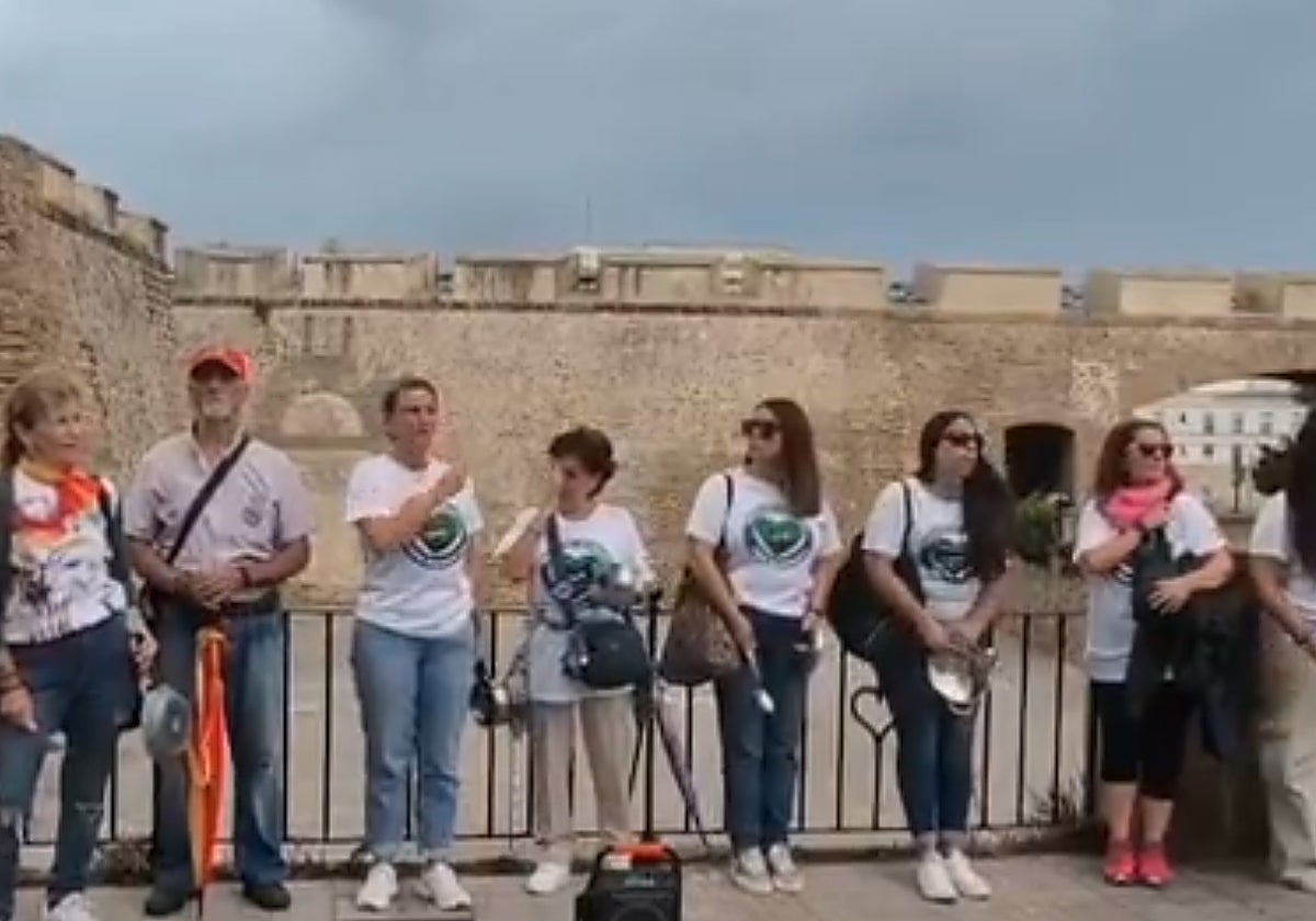 Familiares de guardias civiles piden más medios frente al narcotráfico: «No dormimos, no descansamos y vivimos con miedo»