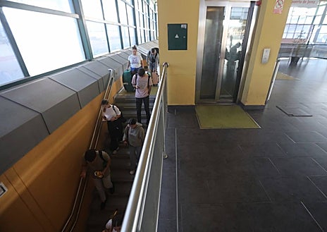 Imagen secundaria 1 - Estación de Cercanías en Puerto Real