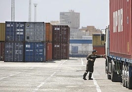 Cádiz recupera el tráfico de mercancías con Marruecos