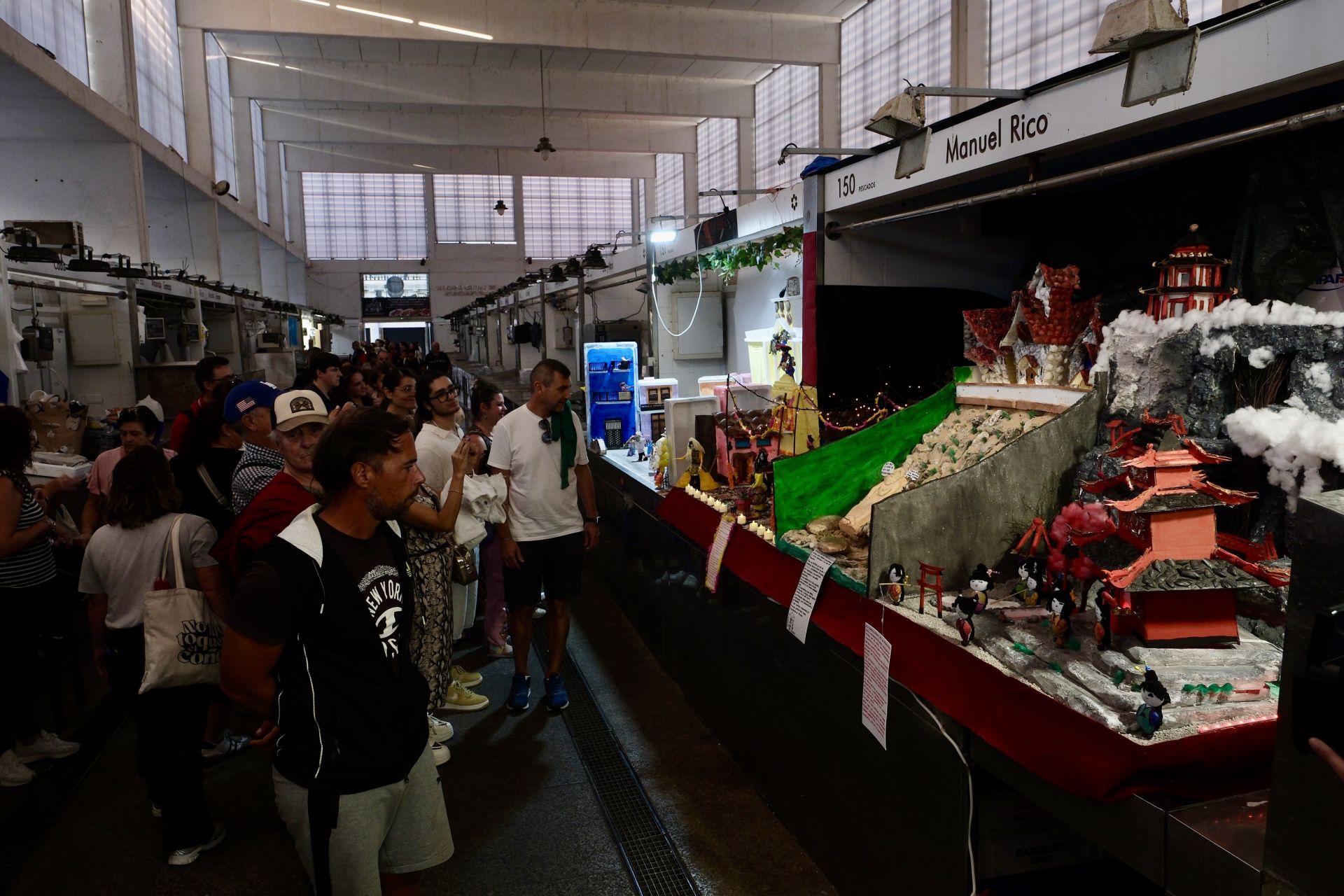 Fotos: El mercado central de Cádiz celebra la fiesta de Los Tosantos