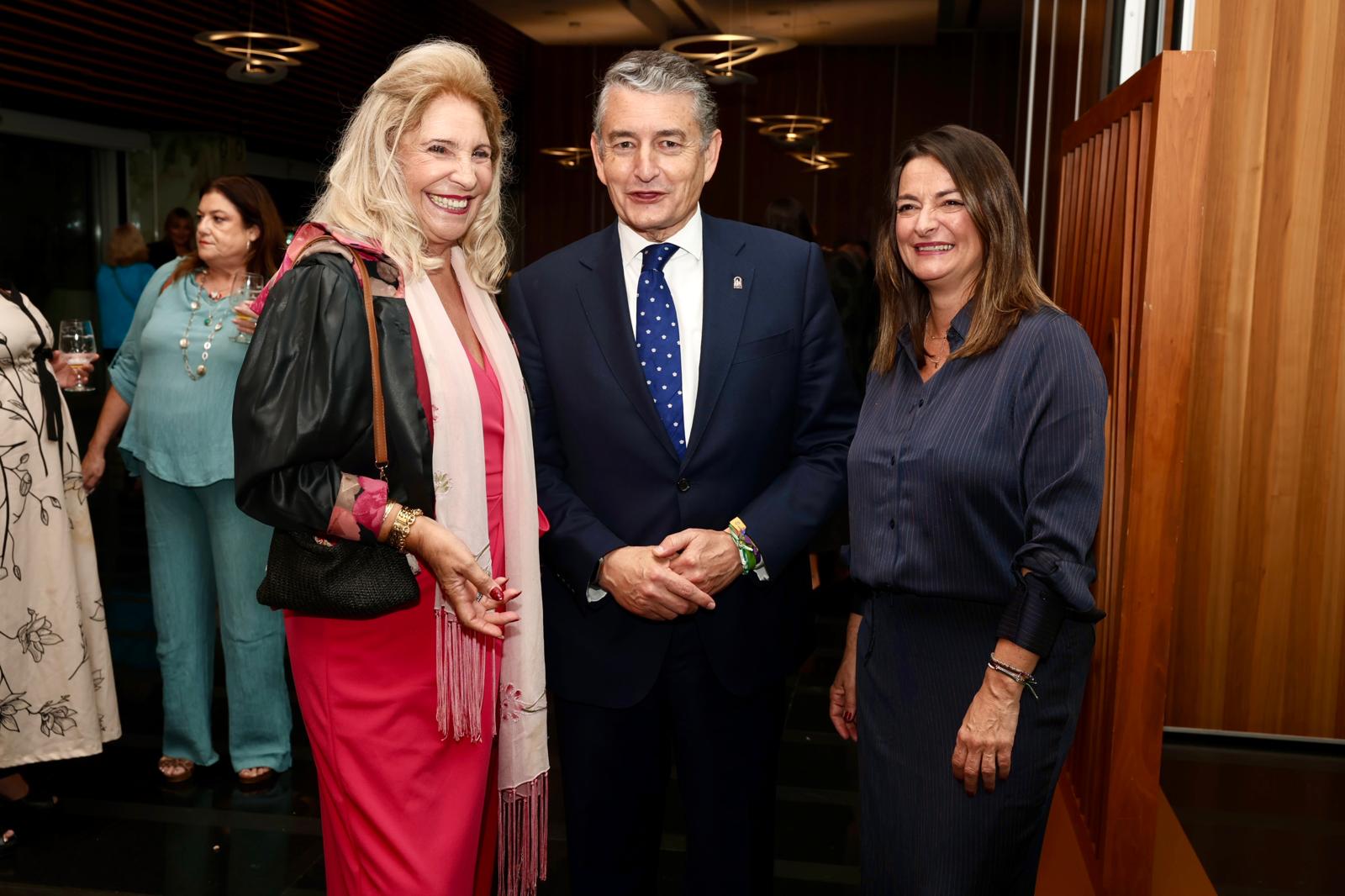 Josefa Díez, Antonio Sanz y Yolanda Pérez